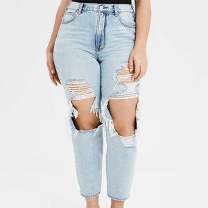 American Eagle Outfitters Mom Jeans